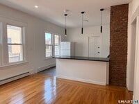 Building Photo - 133 Gerrish Ave