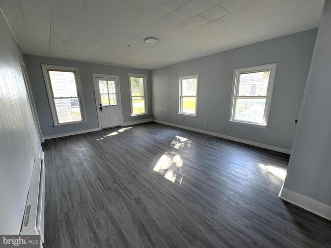 Building Photo - 89 NJ-77