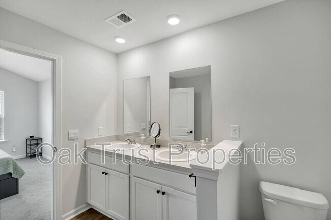 Building Photo - 111 Orchid Bloom Cir