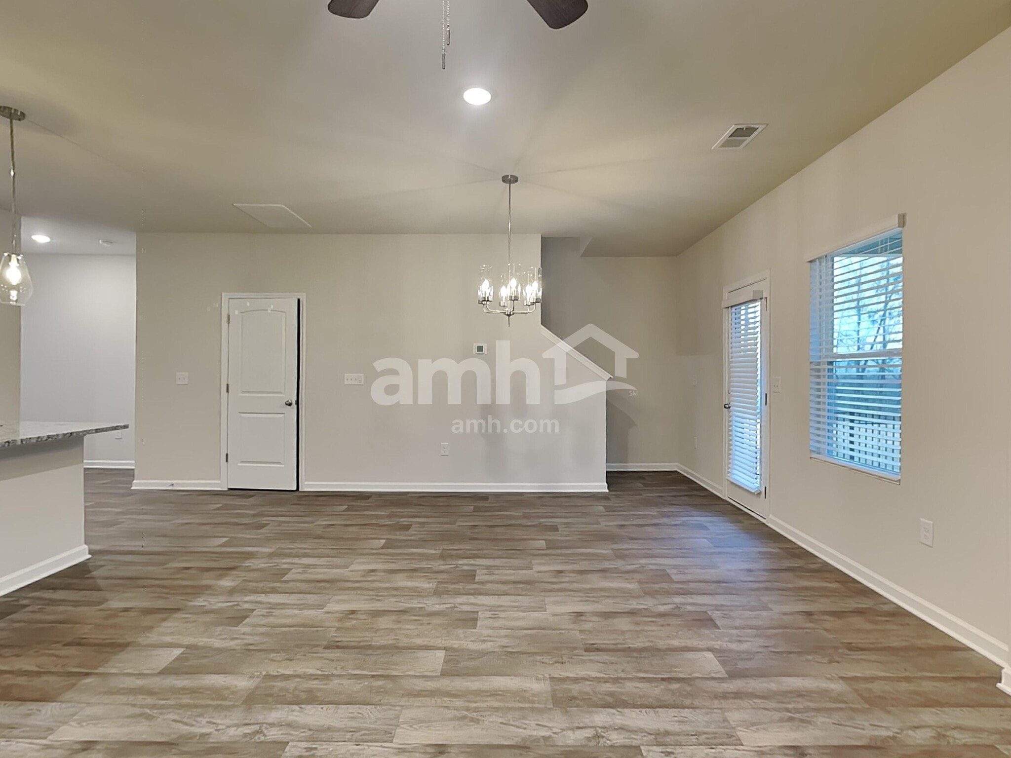 Building Photo - 3120 Emberly Dr