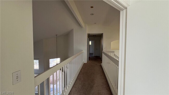 Building Photo - 8415 Yamhill St