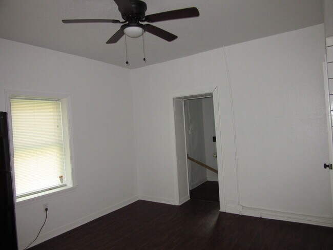 Building Photo - Pegram Street