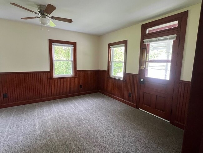 Building Photo - 3 Bedroom Home in Wernersville