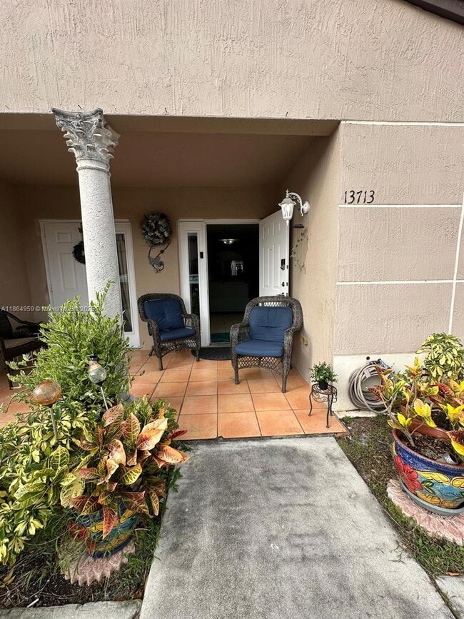 Primary Photo - 13713 SW 171st Ln