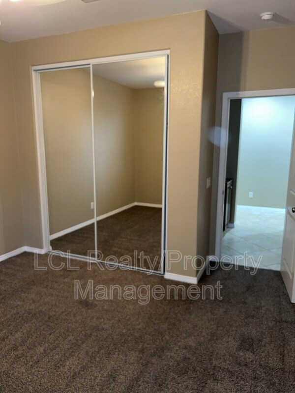 Building Photo - 30364 Skipstone Way