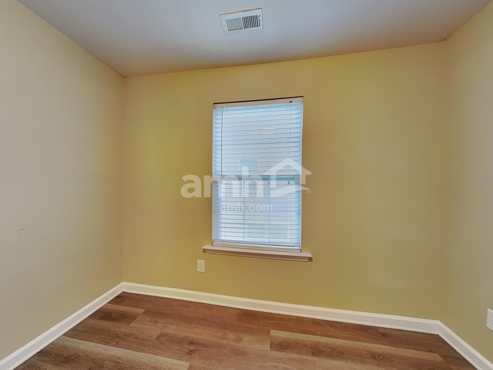 Building Photo - 5160 Busted Rock Trl