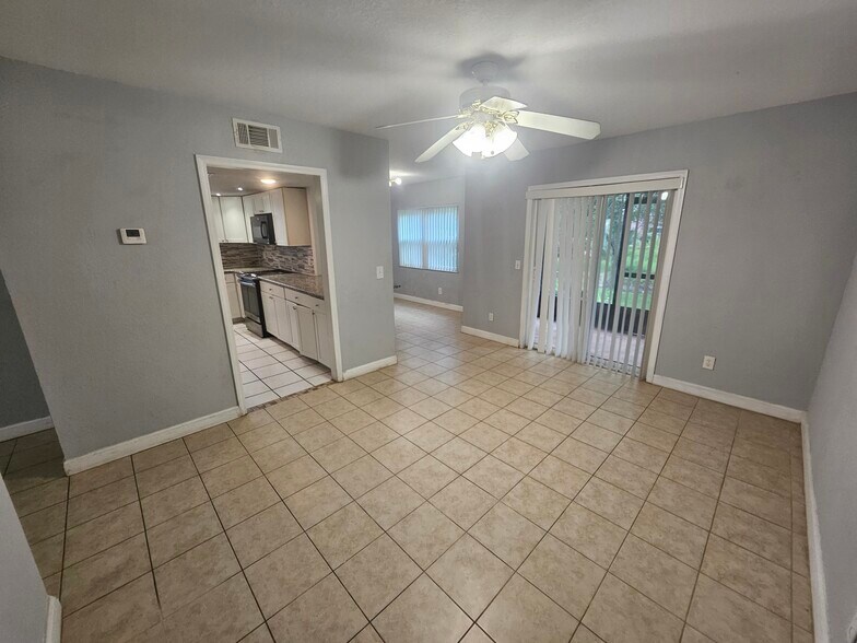 Building Photo - 2401 Barley Club Dr