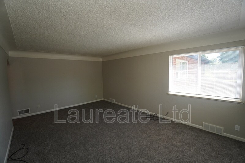 Building Photo - 4805 W 14th Ave