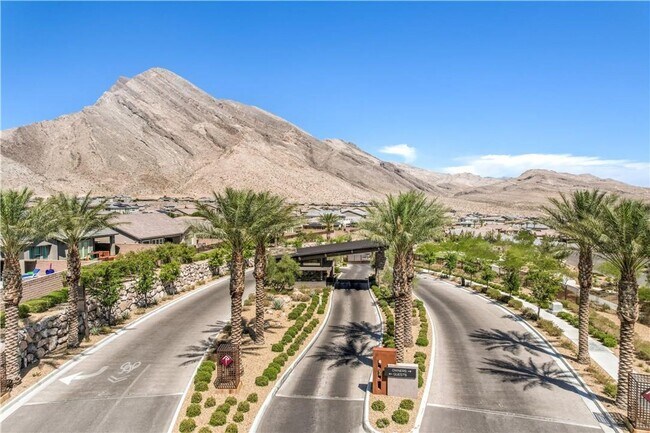 Building Photo - Exquisite 6-bed/ 6-bath residence nestled within the prestigious, guard-gated community of Revere...