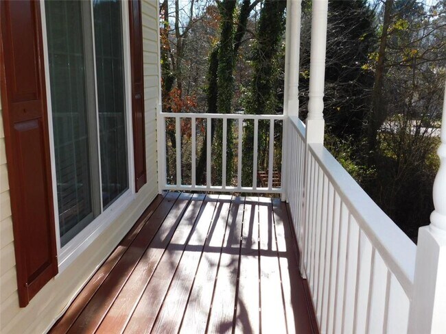 Building Photo - 2784 James Henry Dr