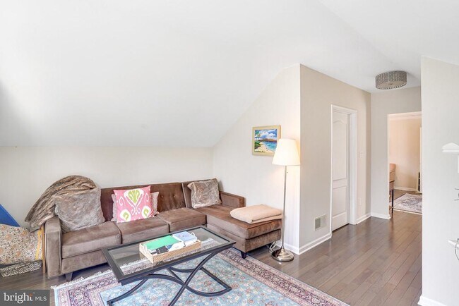 Building Photo - 21320 Traskwood Ct