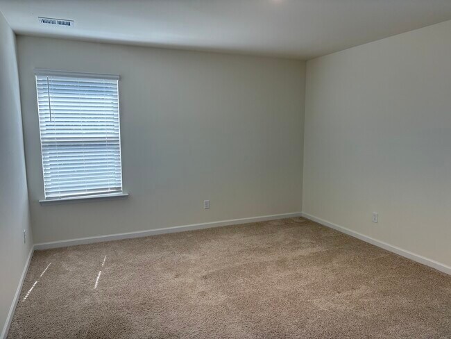 Building Photo - 4045 Bentwood Cove Dr