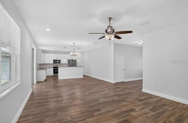 Building Photo - 16420 Winding Preserve Cir