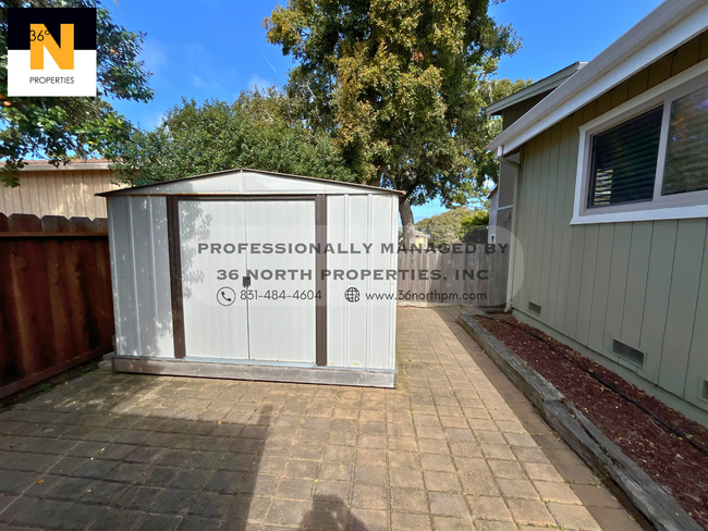 Building Photo - Charming 2-Bedroom Home in Monterey with S...