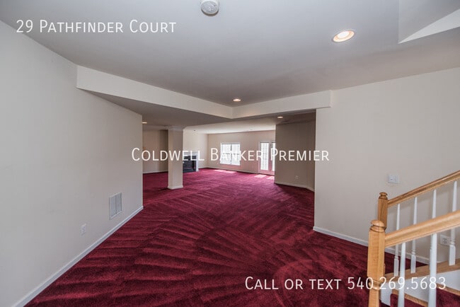 Building Photo - 29 Pathfinder Ct