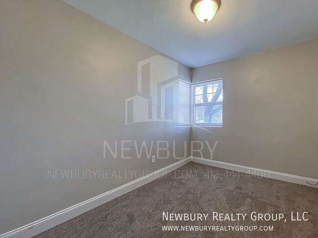 Building Photo - 313 San Juan Dr