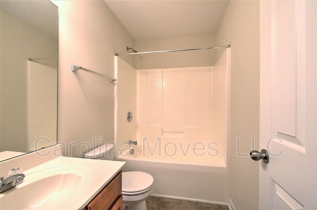 Building Photo - 112 Stream Crossing Way