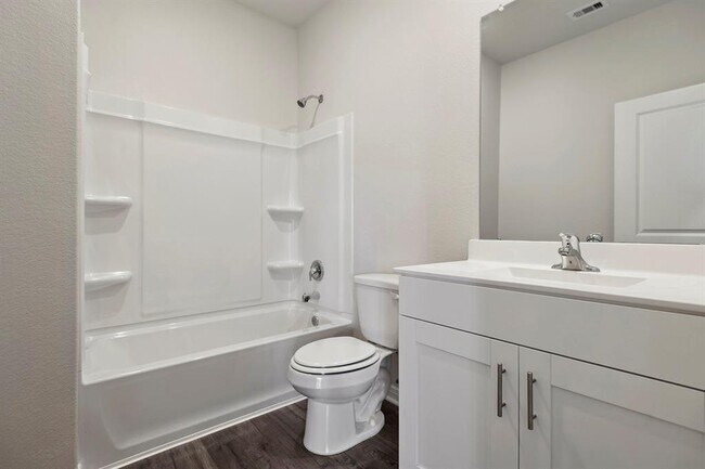 Building Photo - 16430 Blossom Grv Dr