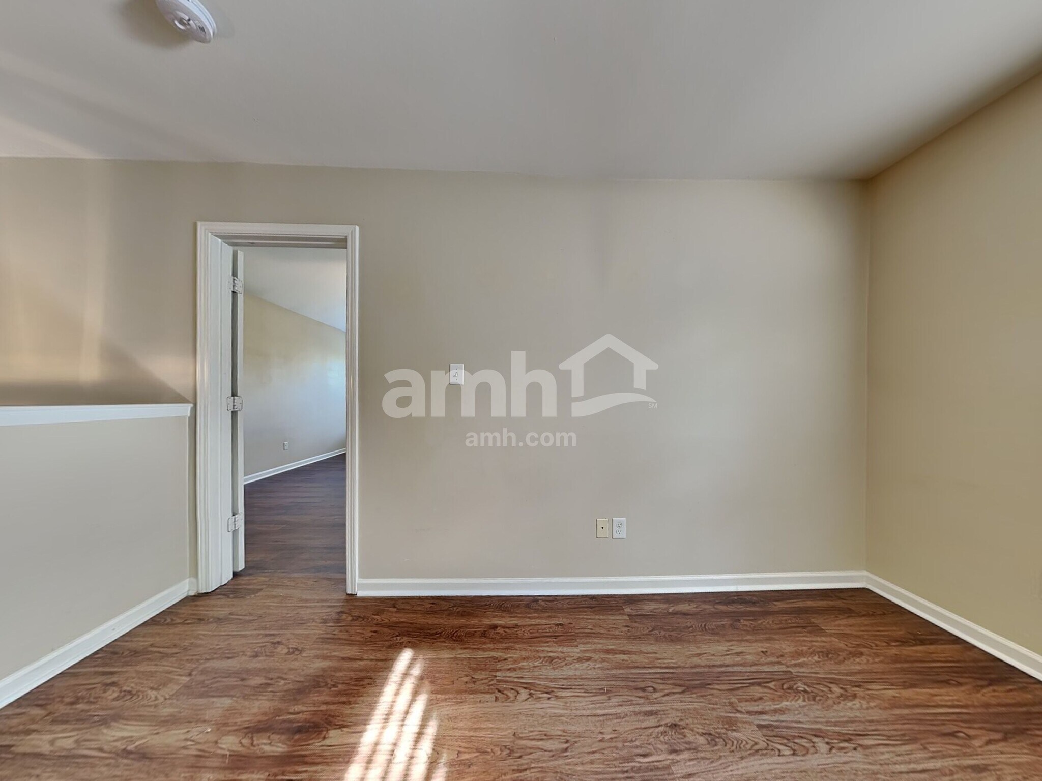 Building Photo - 5432 Wyalong Dr