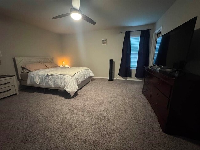 Building Photo - 1718 N Carnley St