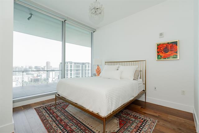 Building Photo - 3130 N Harwood St