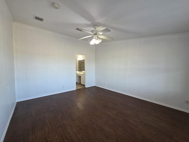 Building Photo - 14412 Graef Rd