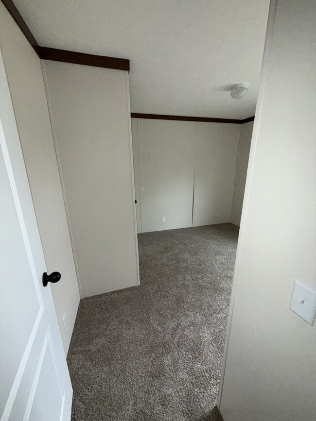 Building Photo - Rare 4-Bedroom Home – Perfect for Larger Families!