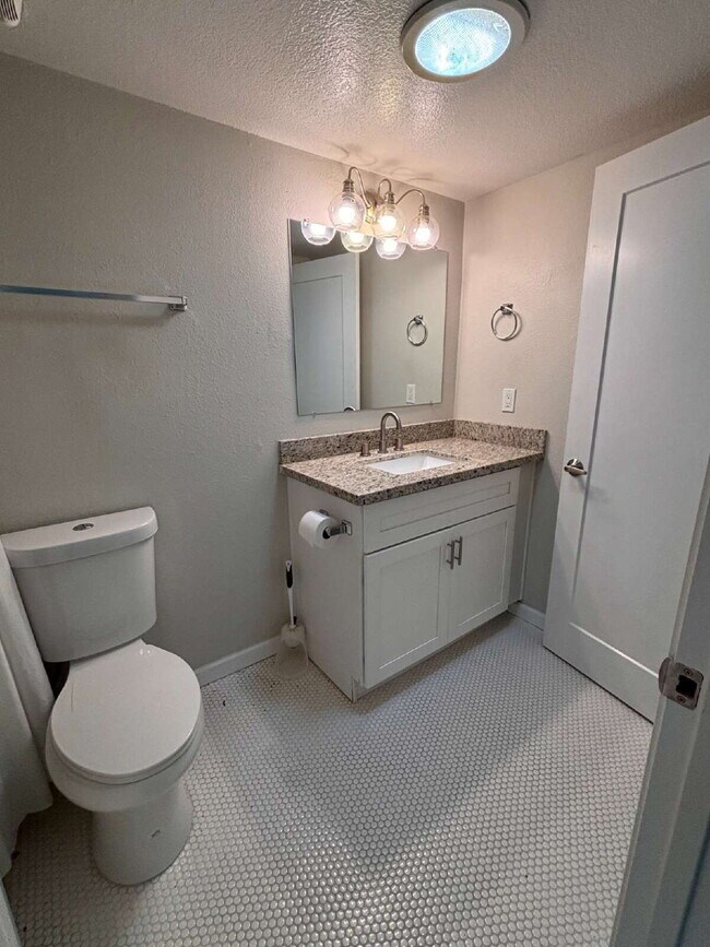 Building Photo - Coming Soon! Old Town Scottsdale Townhouse...