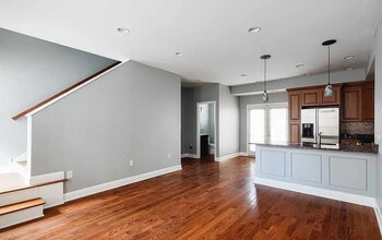 Building Photo - 1908 Webster St