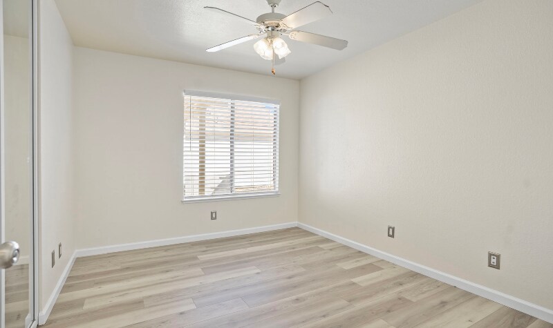 Building Photo - 2032 Cadzand Ct