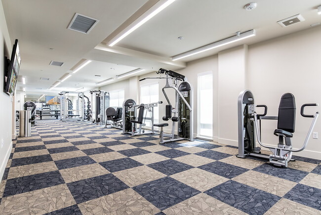 Building Photo - Patina at Midtown