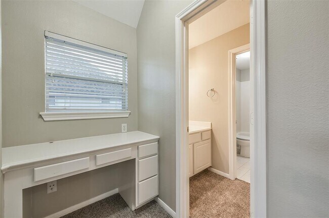Building Photo - 3403 Long Meadow Ct