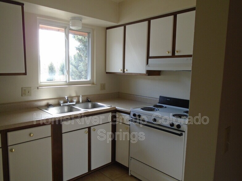Building Photo - 3217 W Bijou St