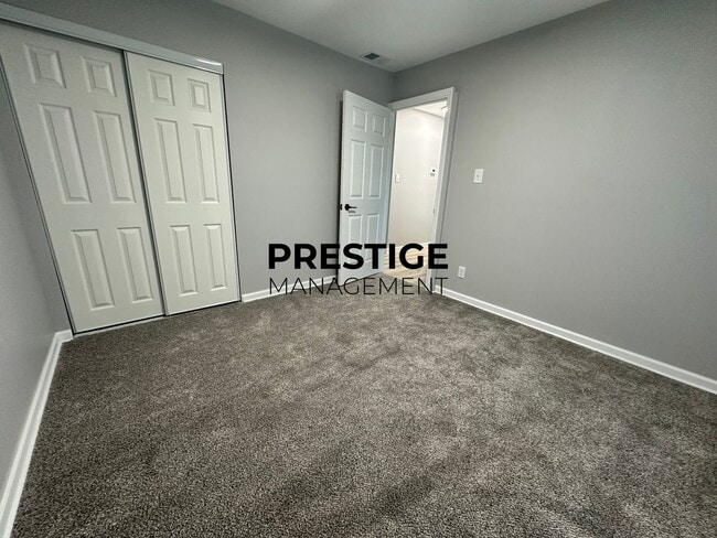 Building Photo - Updated 3 Bedroom Home in Gary