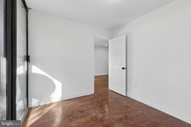 Building Photo - 16 S Van Dorn St