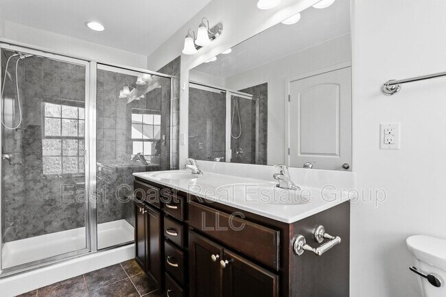 Building Photo - 43 Savage Ct