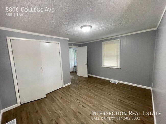 Building Photo - 8806 College Ave
