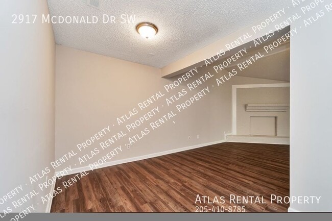 Building Photo - 2917 McDonald Dr SW