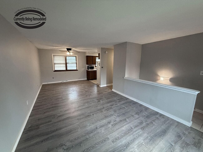 Building Photo - 1712 Garden Dr