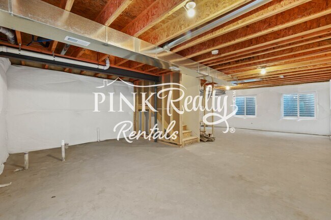 Building Photo - 10970 Rowley Dr