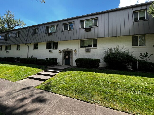 Building Photo - Mathews327 (KC-RB)