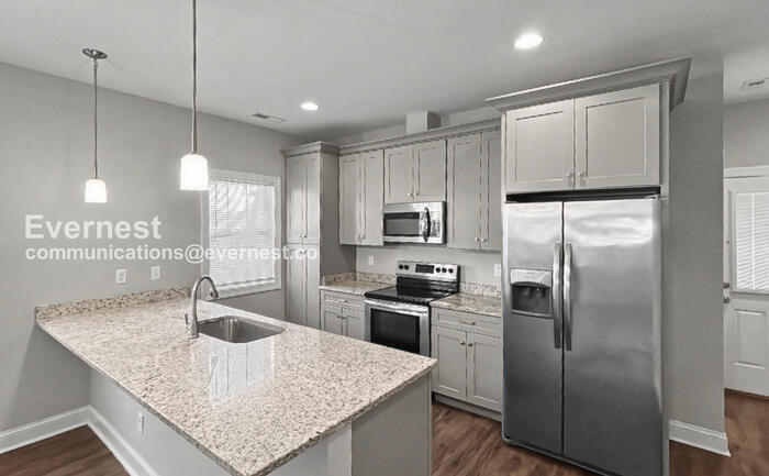 Building Photo - 1606 McBrien Rd