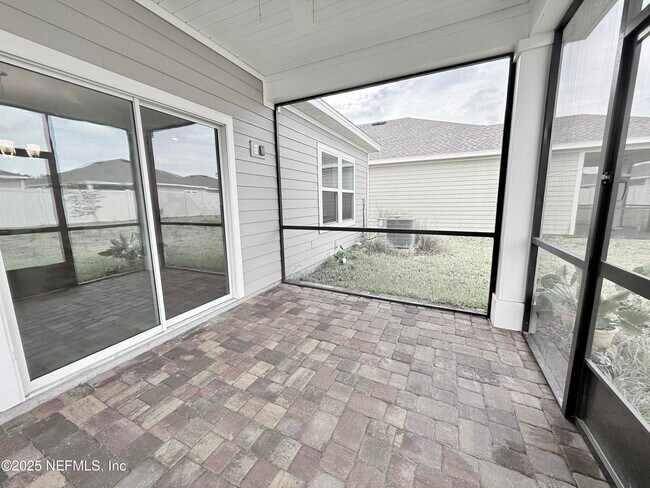 Building Photo - 7560 Chervil St