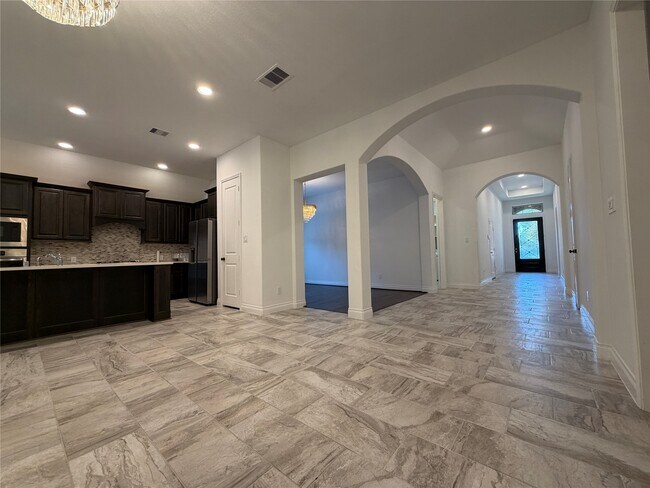 Building Photo - 3319 Sky Run Ct