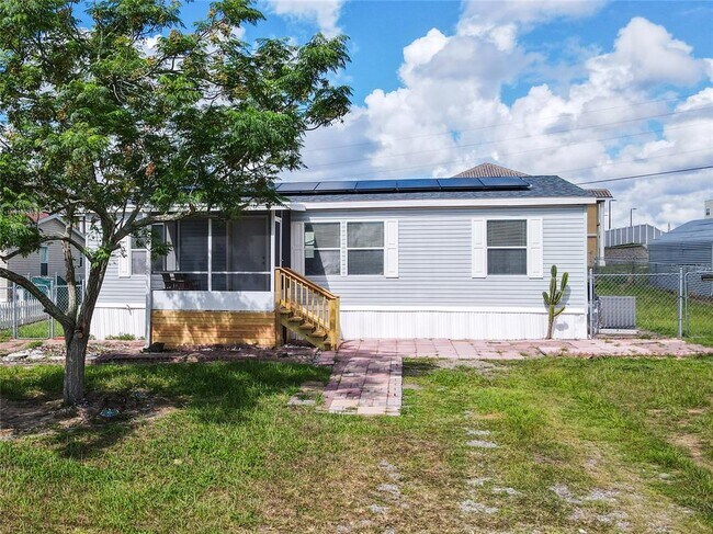 Building Photo - 318 San Pablo Cir