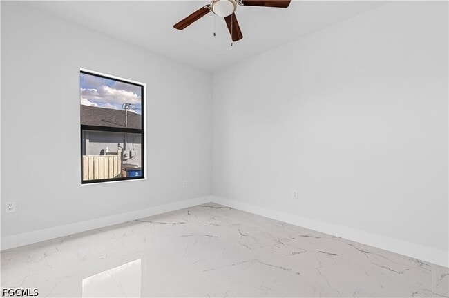 Building Photo - 3728 9th St W