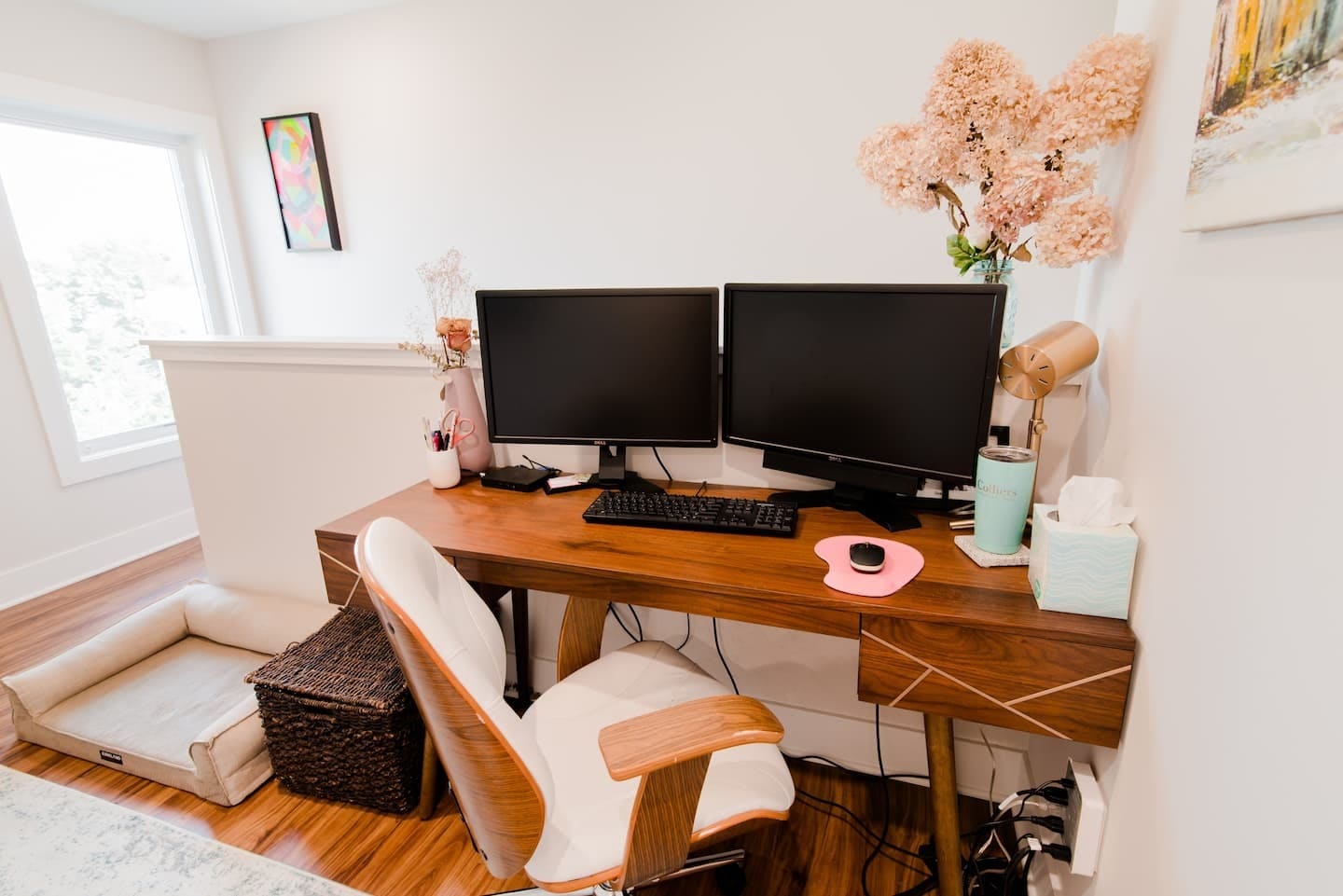 Building Photo - 635 Fairview Ave NE