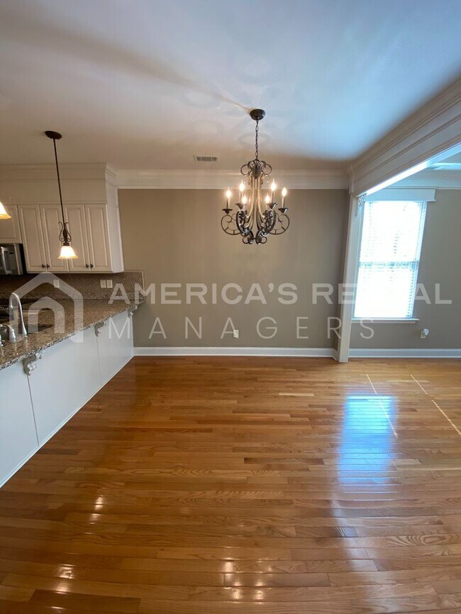 Building Photo - 4230 Lochshire Ln