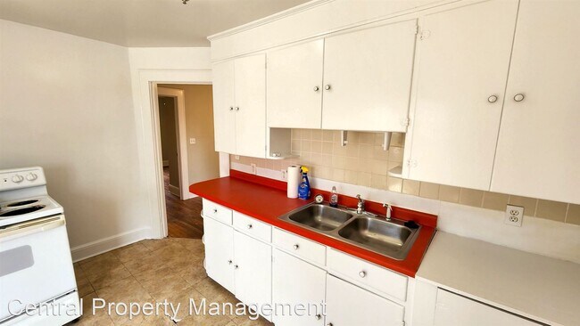 Building Photo - 3 br, 1 bath House - 209 Cumberland Avenue