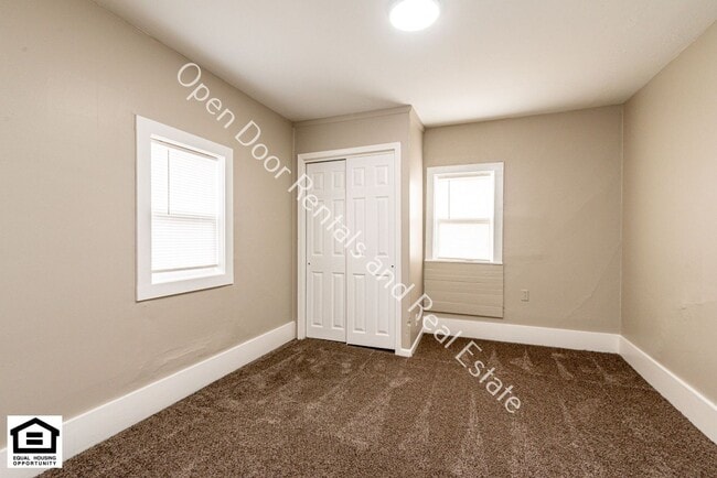 Building Photo - 3 bedroom home now available